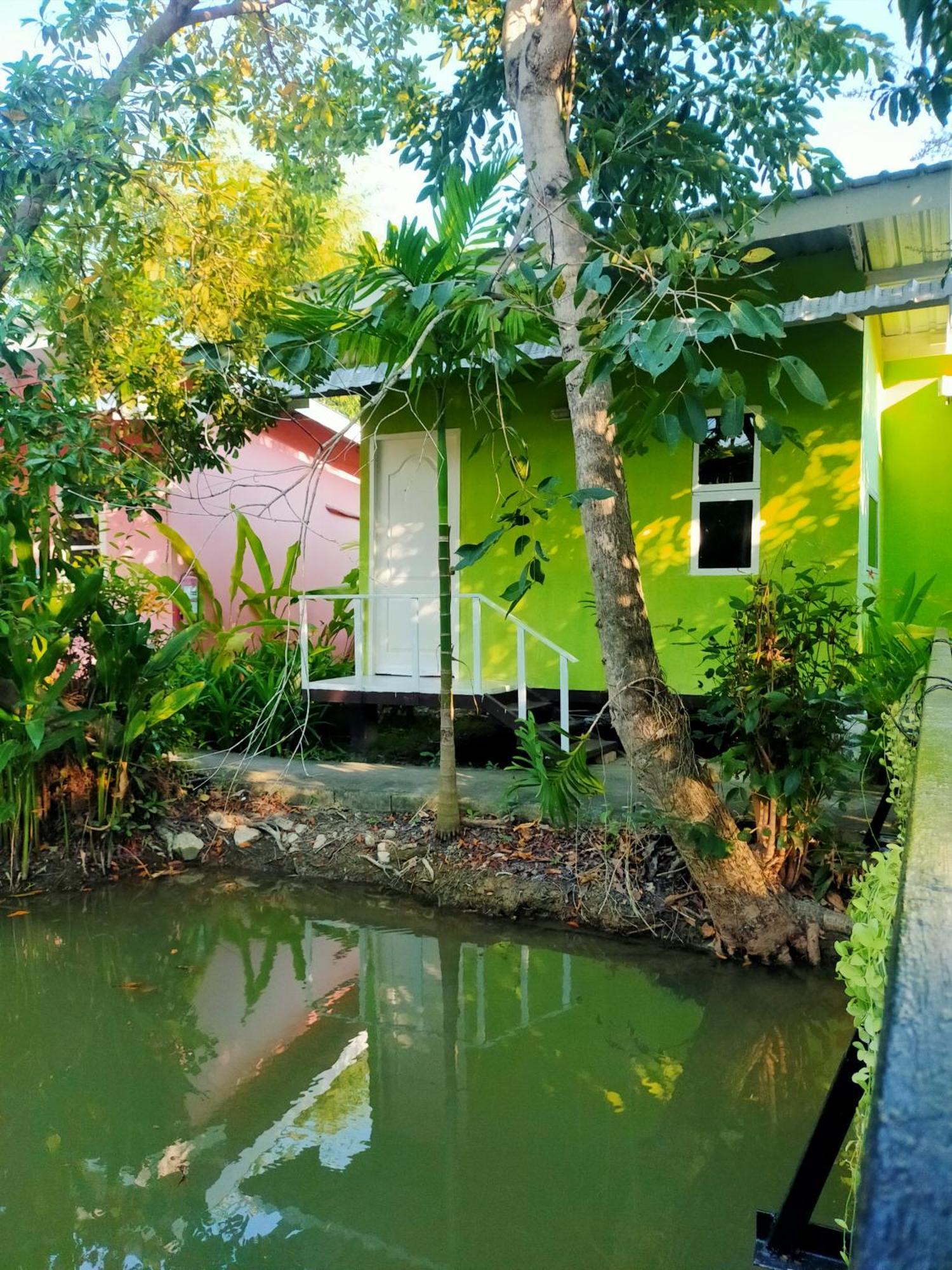 Ban Suan Lung Rin Hotel Kanchanaburi Exterior foto